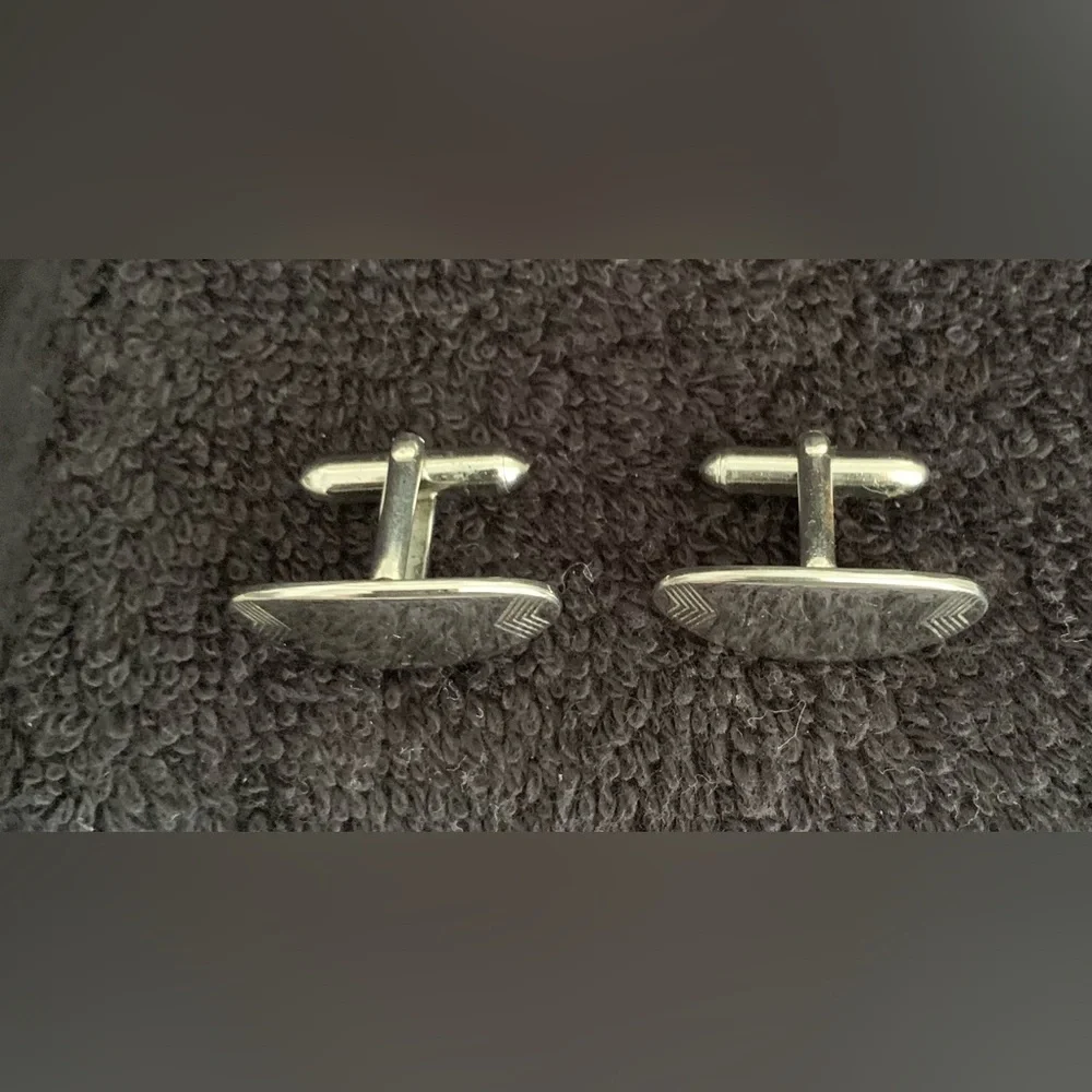 Vintage Oval Swank Sliver-Toned Cufflinks